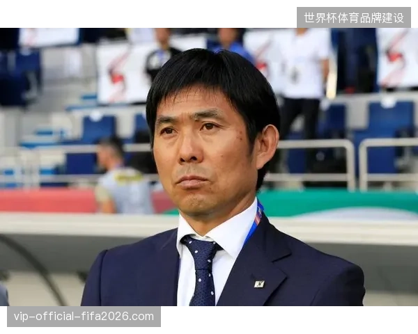 森保一面临定位球战术瓶颈,日本队空有传控优势却难破密集防守 森保一面临定位球战术瓶颈,日本队空有传控优势却难破密集防守
